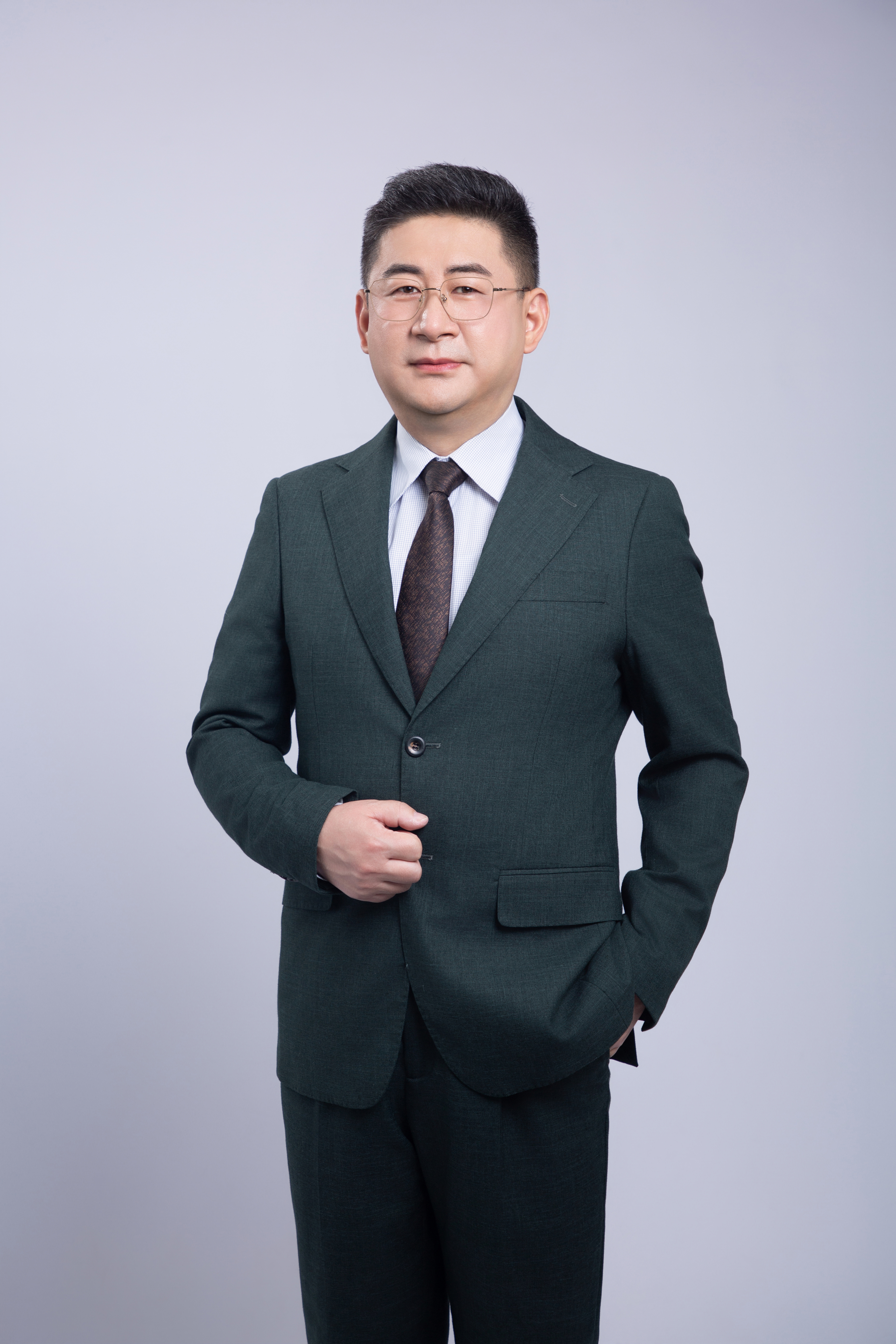 卢斌